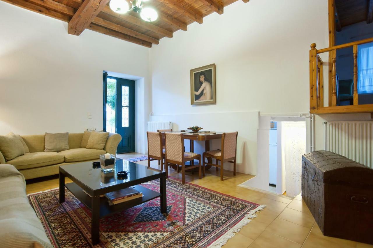 Elia Apartments Chrisso Delphi Exterior foto