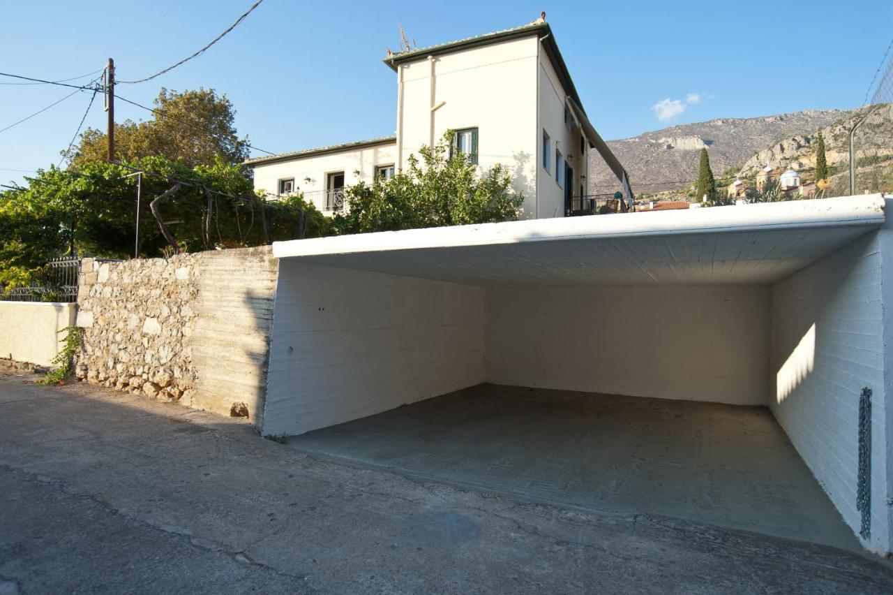 Elia Apartments Chrisso Delphi Exterior foto